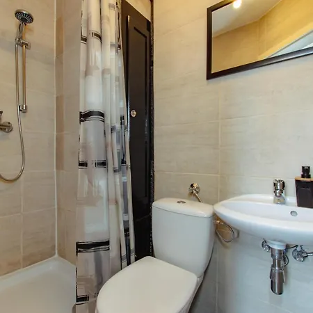 Travelbase - Apartman *